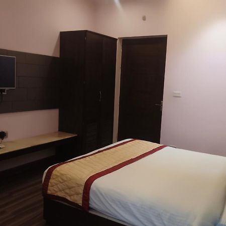 Hotel Rudra Vilas Agra  Luaran gambar